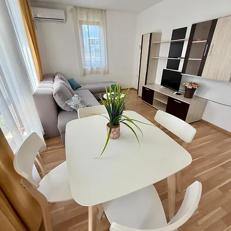 Dkapartments Diamond Bay 阳光海滩