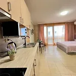 Dkapartments Diamond Bay Апартаменты
