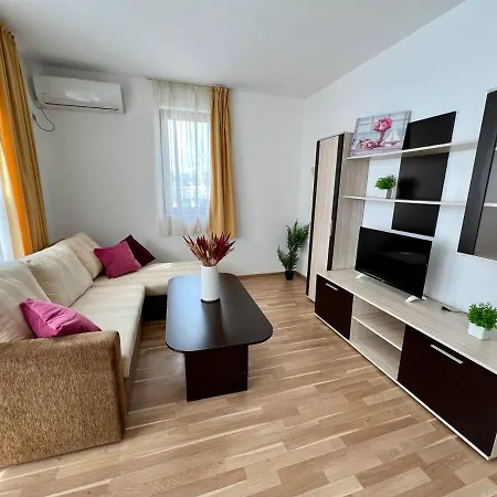 Dkapartments Diamond Bay * Sunny Beach