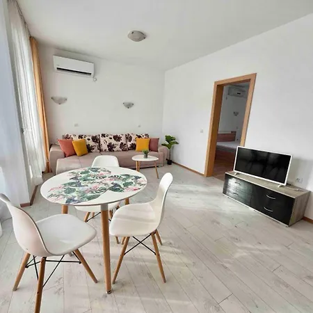 Апартамент Dkapartments Diamond Bay